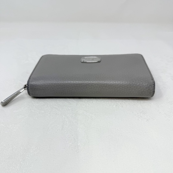 Michael Kors Gray Leather Zip-Around Wallet - Picture 5 of 11
